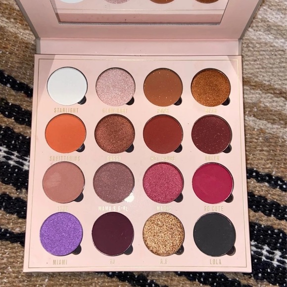 Belle Jorden Eyeshadow Palette by Makeup Obsession - Picture 2 of 2